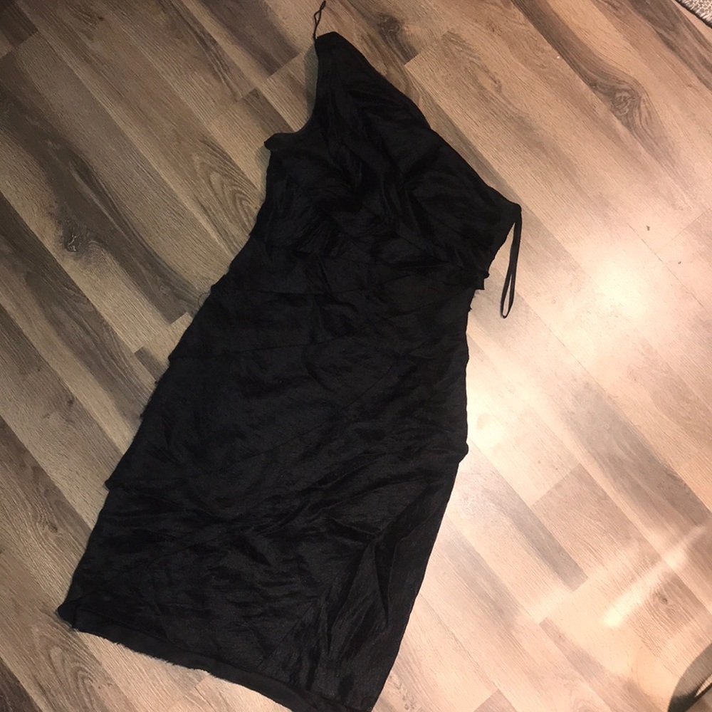One shoulder dress